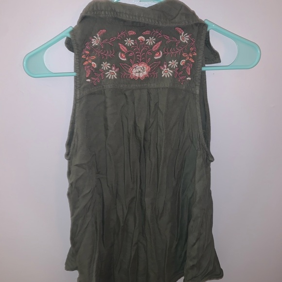 Green Vest - Picture 2 of 2